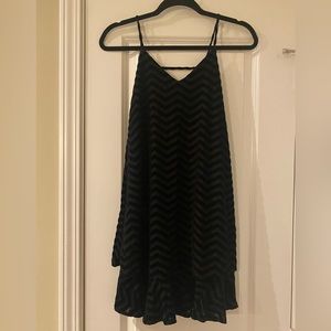 Audrey Black Velvet Dress with Low Back - Size: Small
